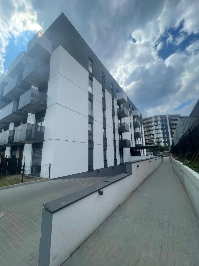 Przy Dmowskiego Nowe